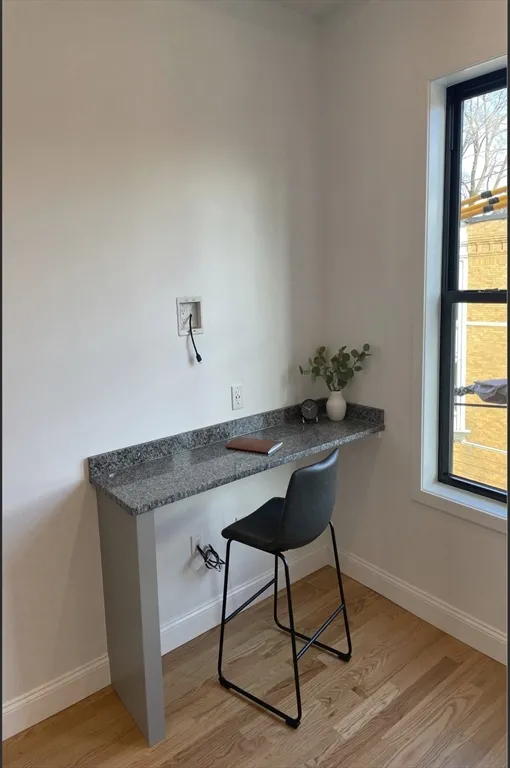 52 Washington St, Chelsea