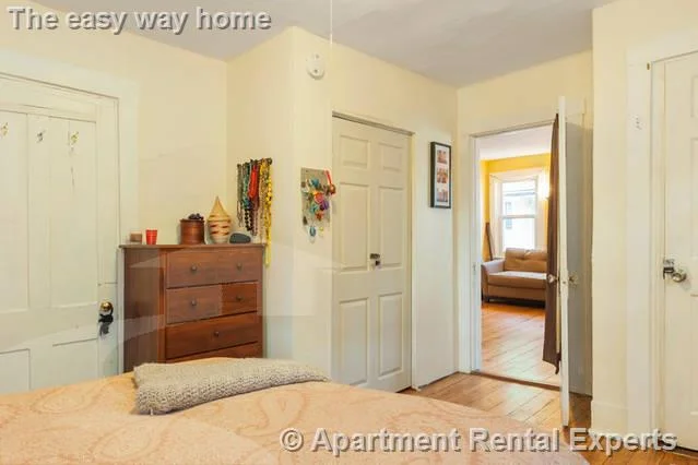 434 Franklin St, Central Square