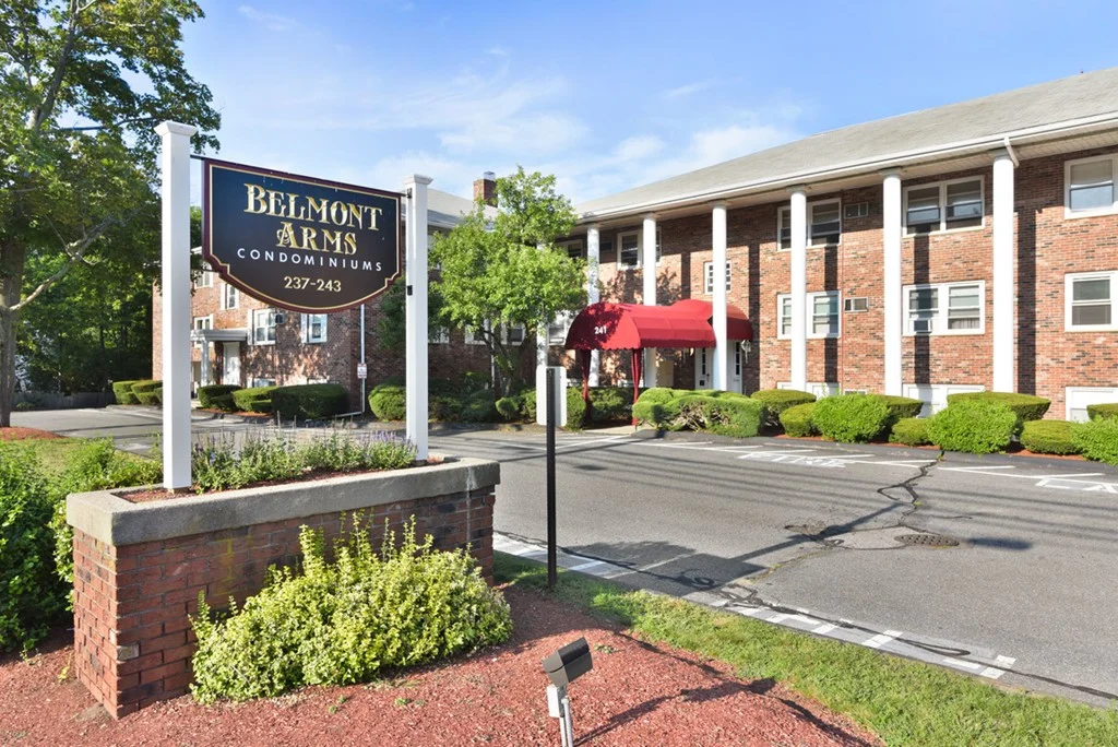 239 Main St, Reading