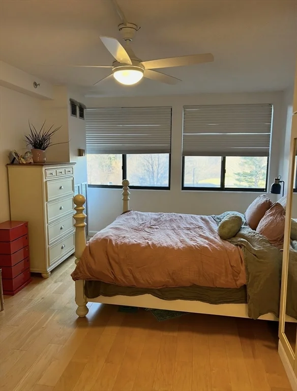 250 Hammond Pond Pkwy, Chestnut Hill