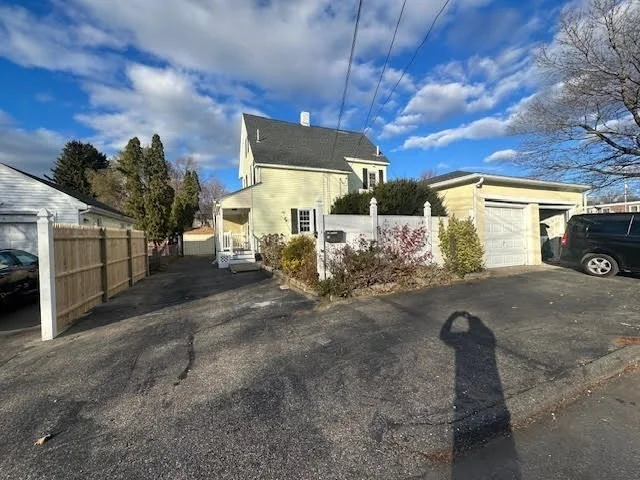 633 Plantation St, Worcester