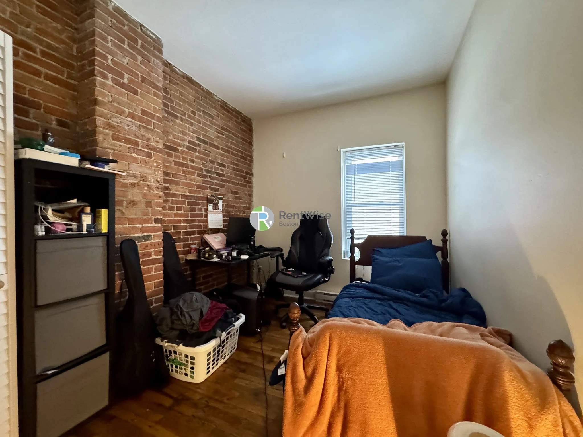 886 Huntington Ave, Mission Hill