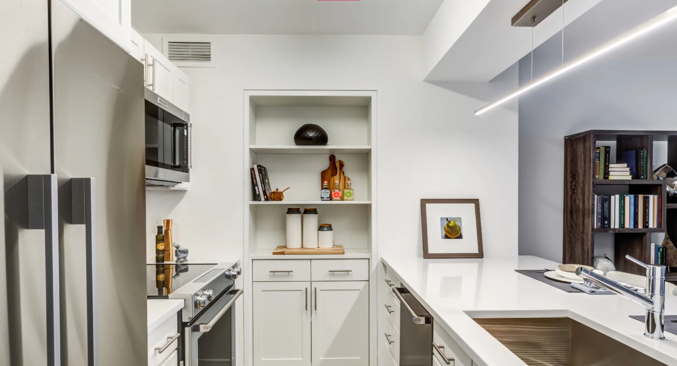 125 Devonshire Pl, Downtown