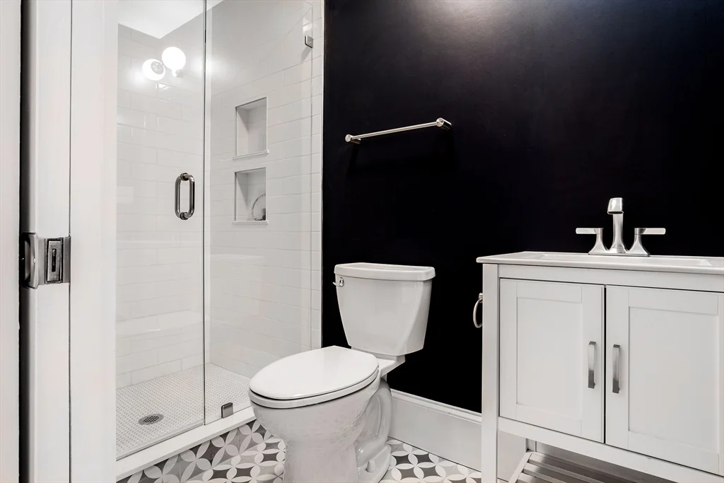 59 Strathmore Rd, Brighton