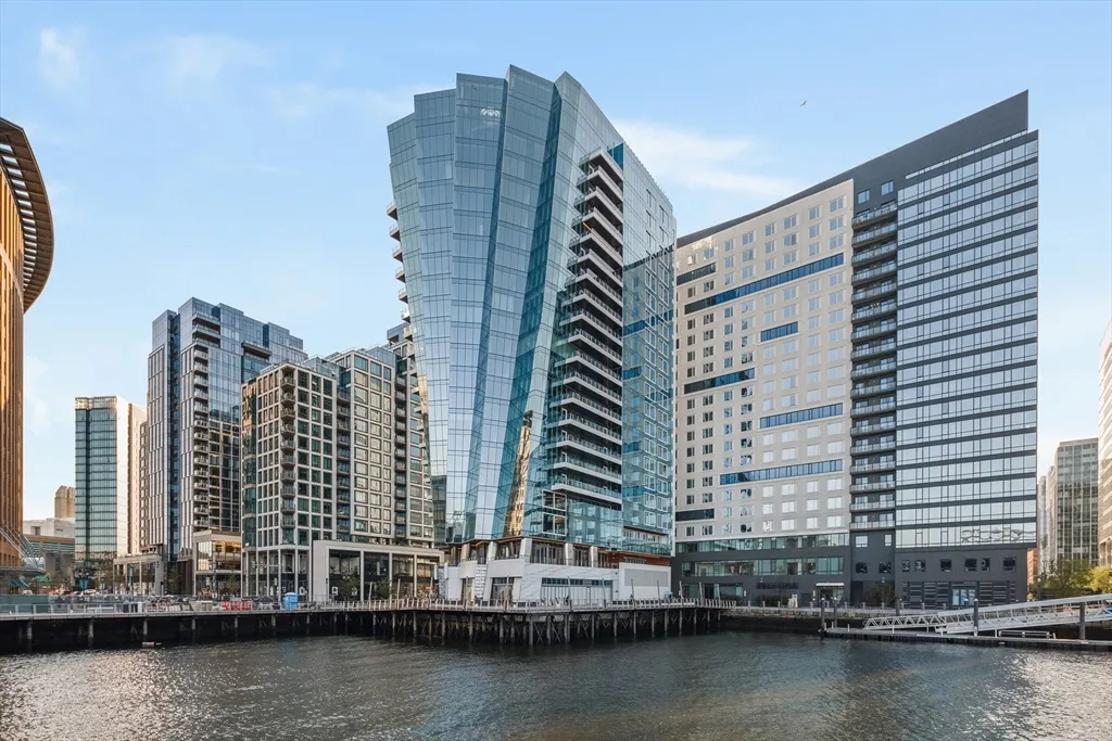 150 Seaport Blvd, Seaport District