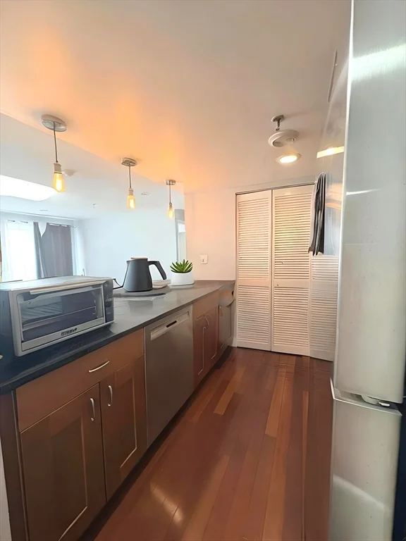20 Webster St, Coolidge Corner