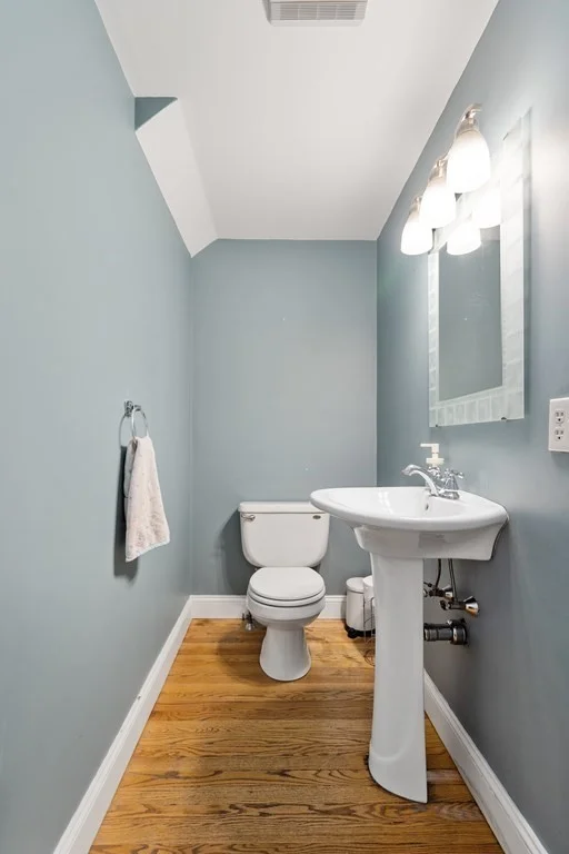 72 Baxter St, South Boston