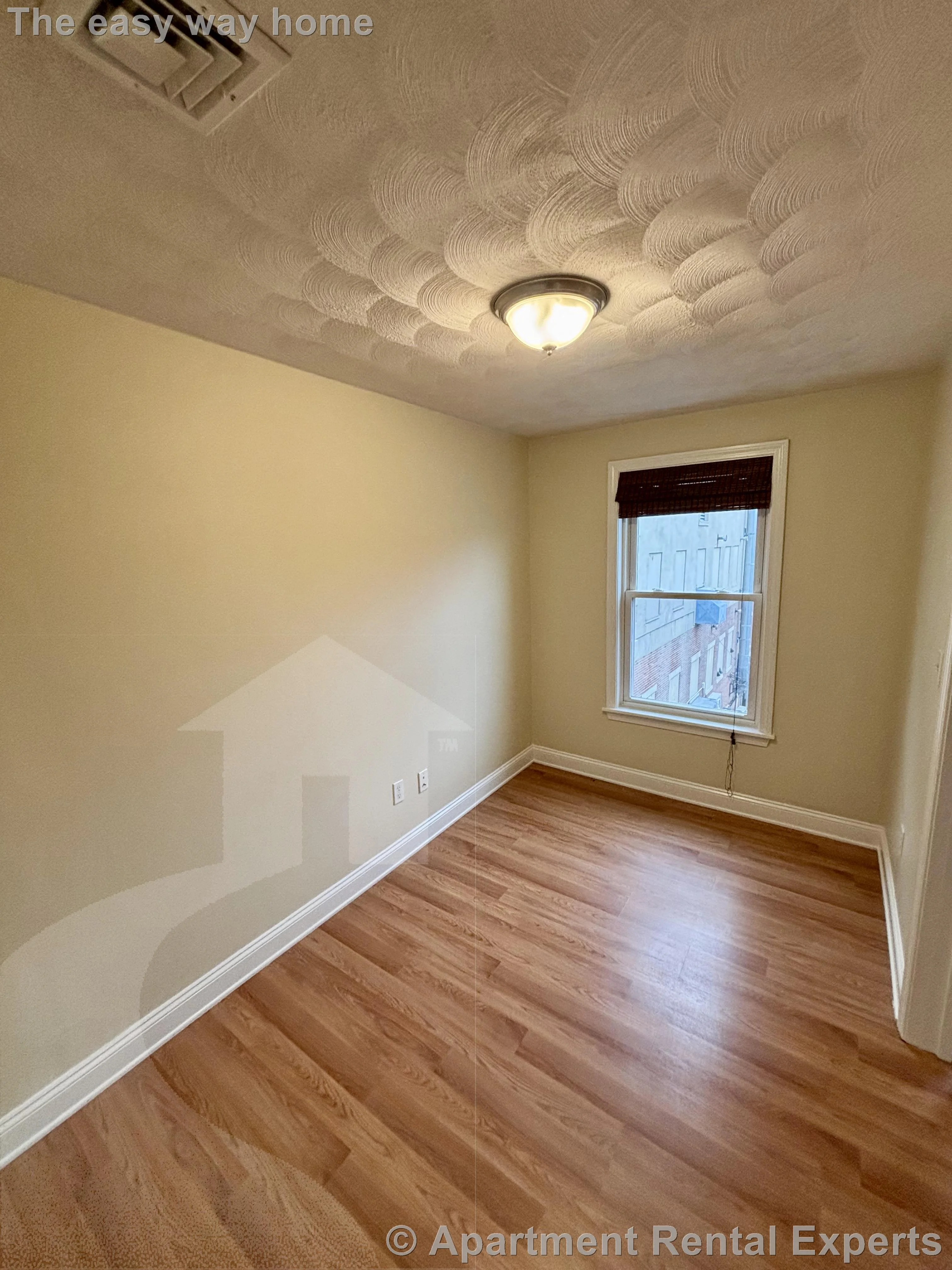 6 Douglass St, Central Square