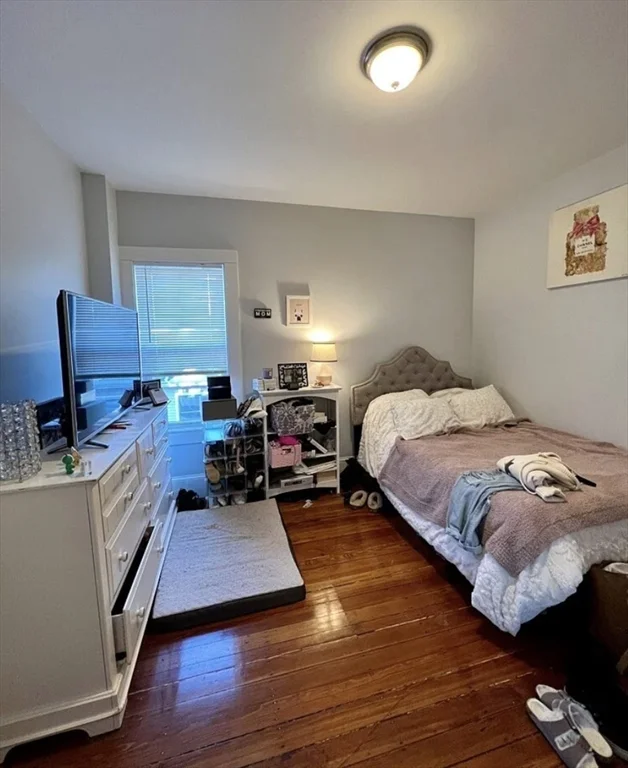 130 Boston St, South Boston