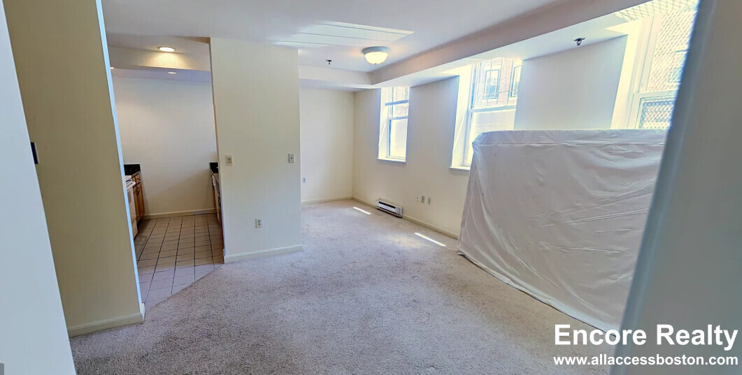 20 Queensberry St, Fenway