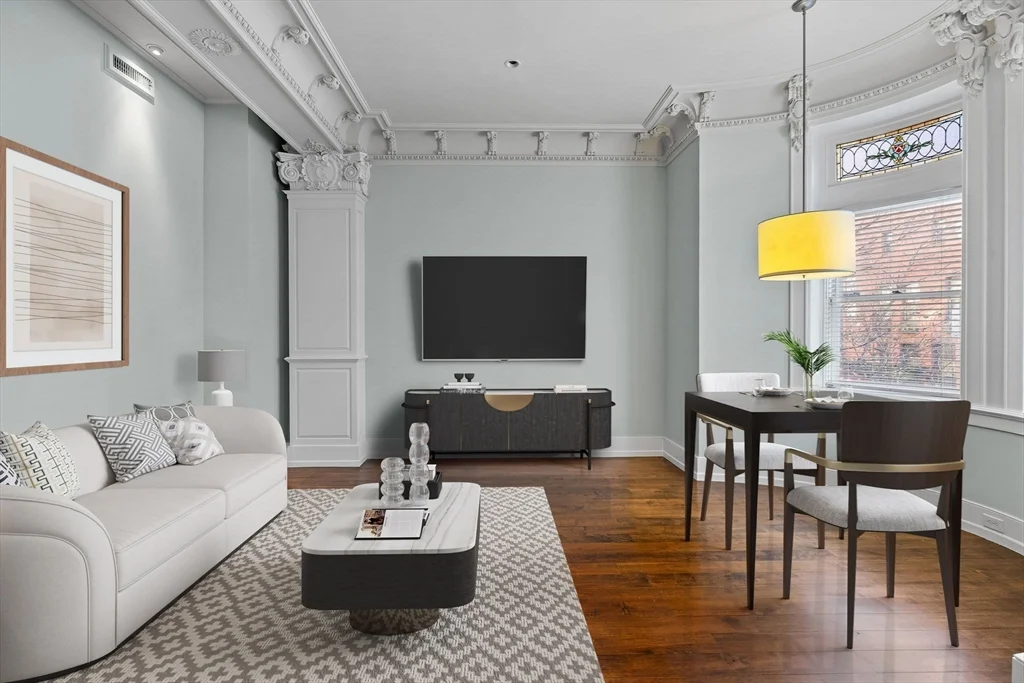 8 Garrison St, Back Bay