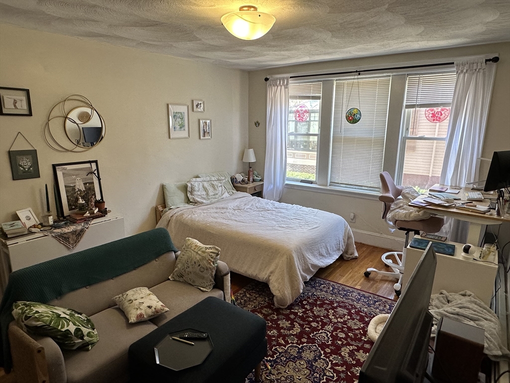 38 Day St, Davis Square