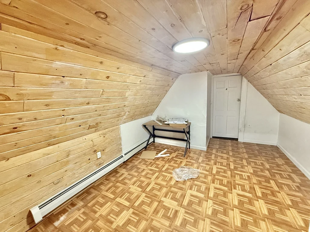 20 Park Rd, Brockton