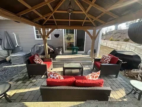 21 Burncoat Heights, Burncoat