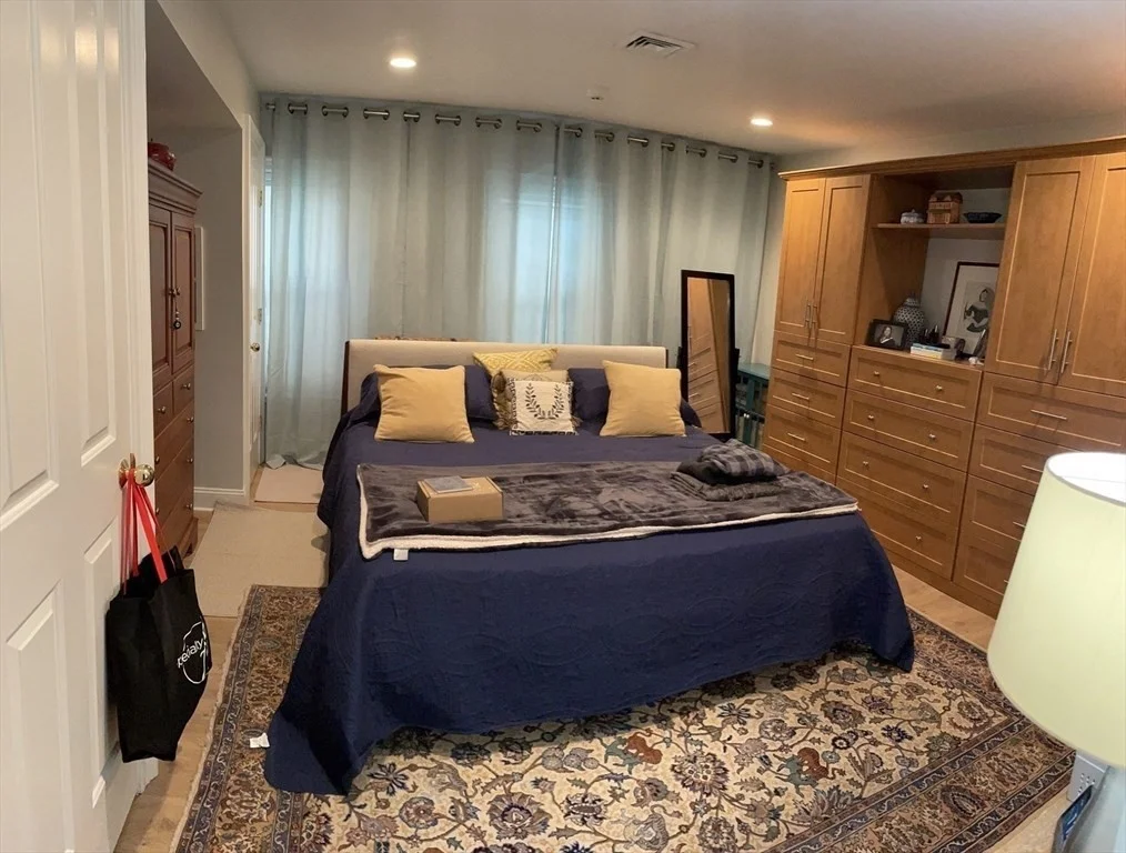 14 Wellington St, South End