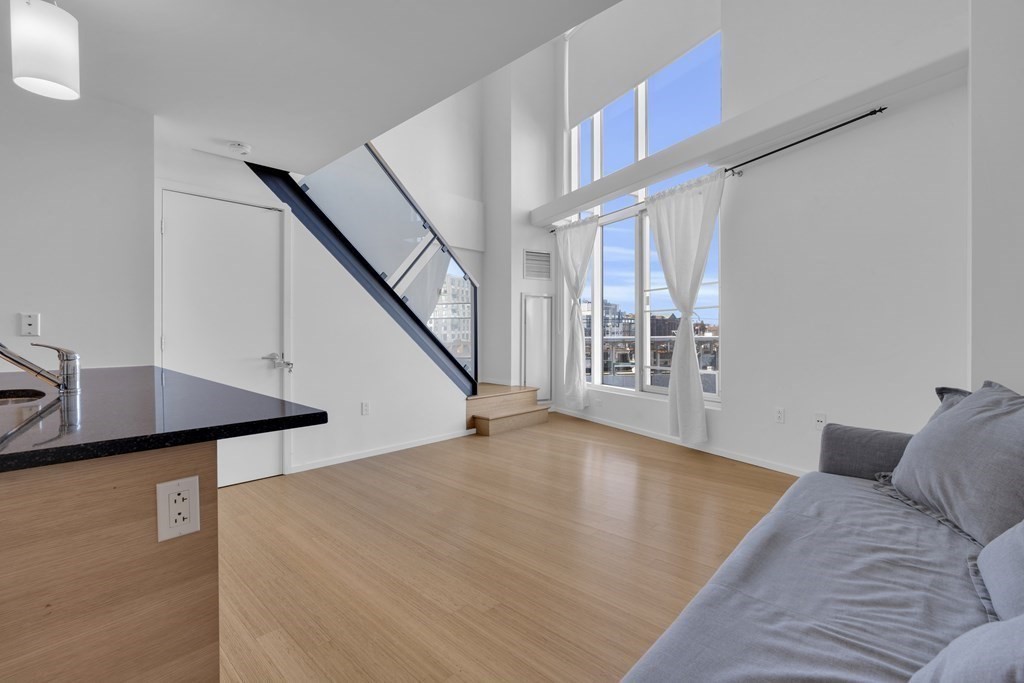 1 Earhart, East Cambridge