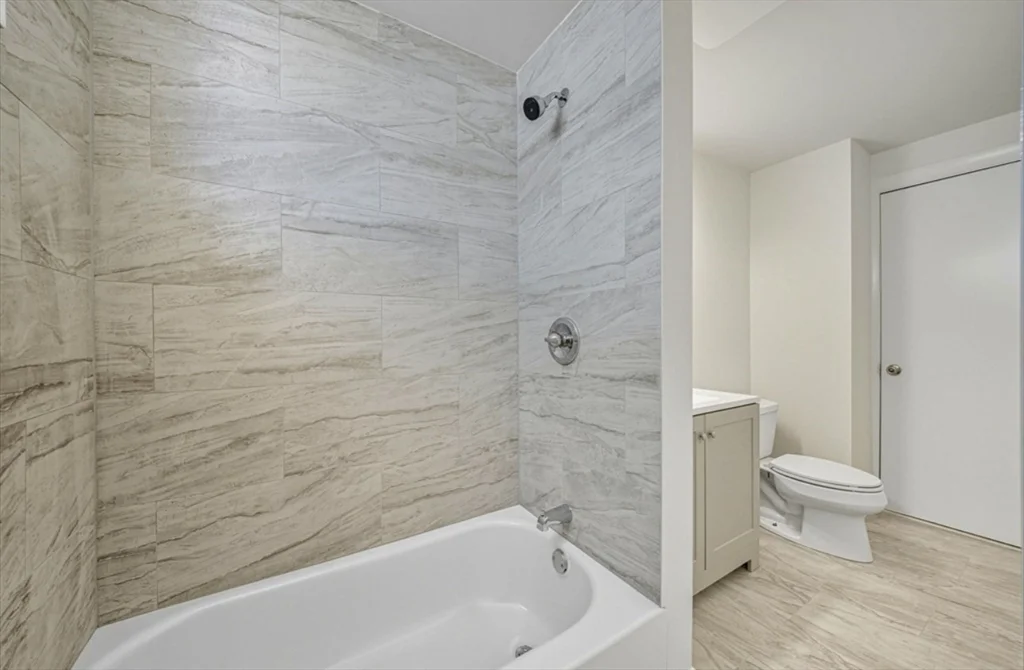 21 Wolcott St, Malden