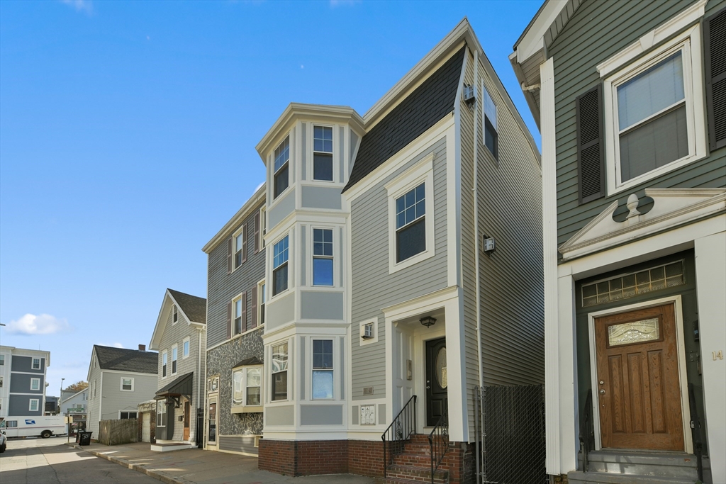 12 Tuckerman St, South Boston