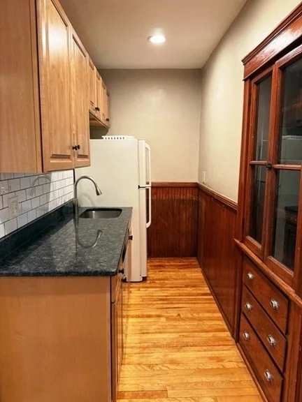 1 Samoset Rd, Worcester