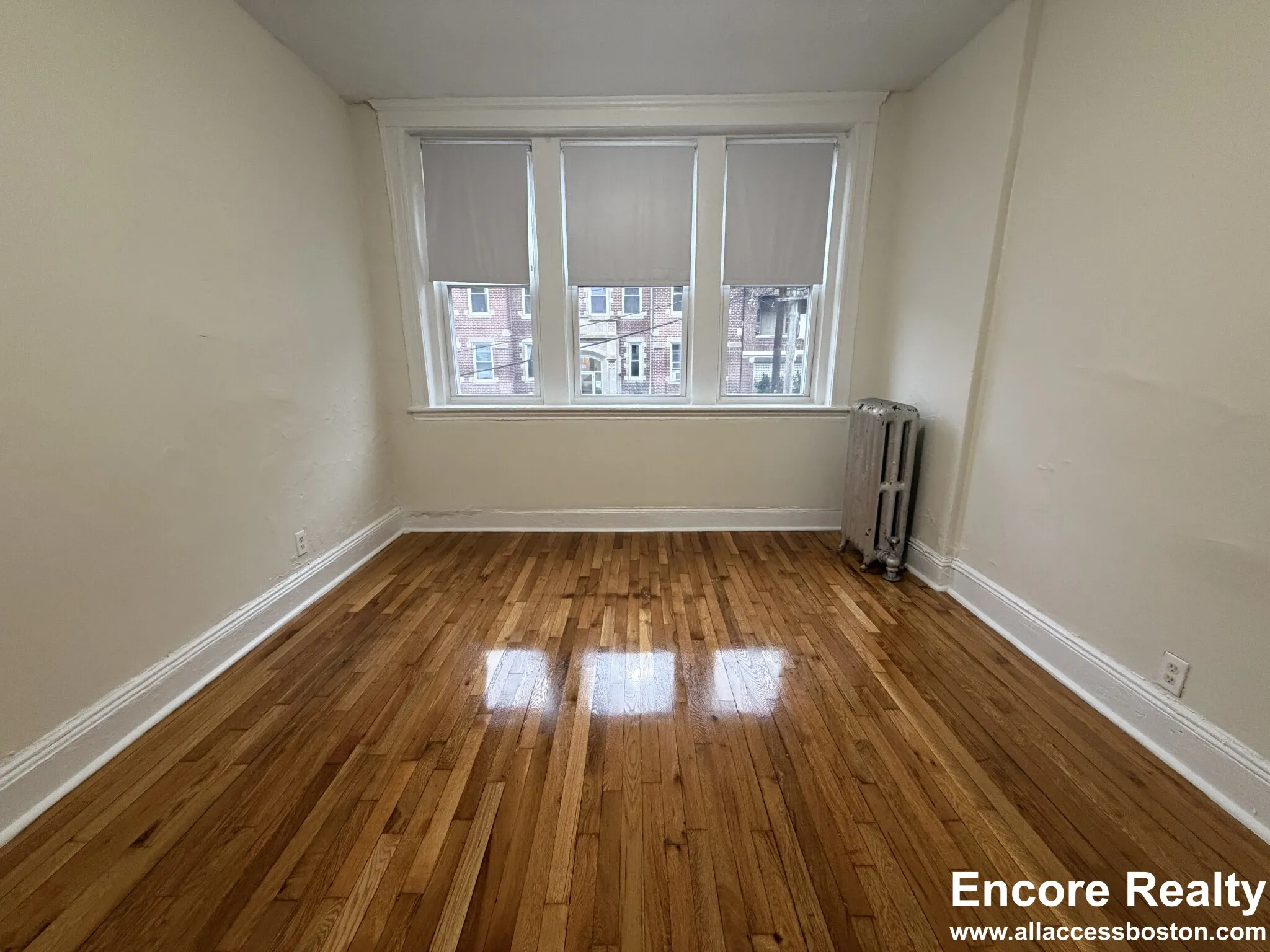 109 Brainerd Rd, Brighton