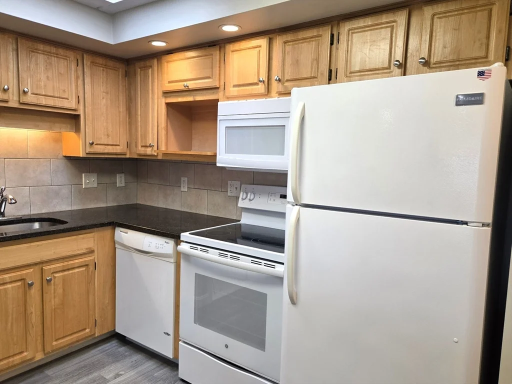576 Washington St, Weymouth