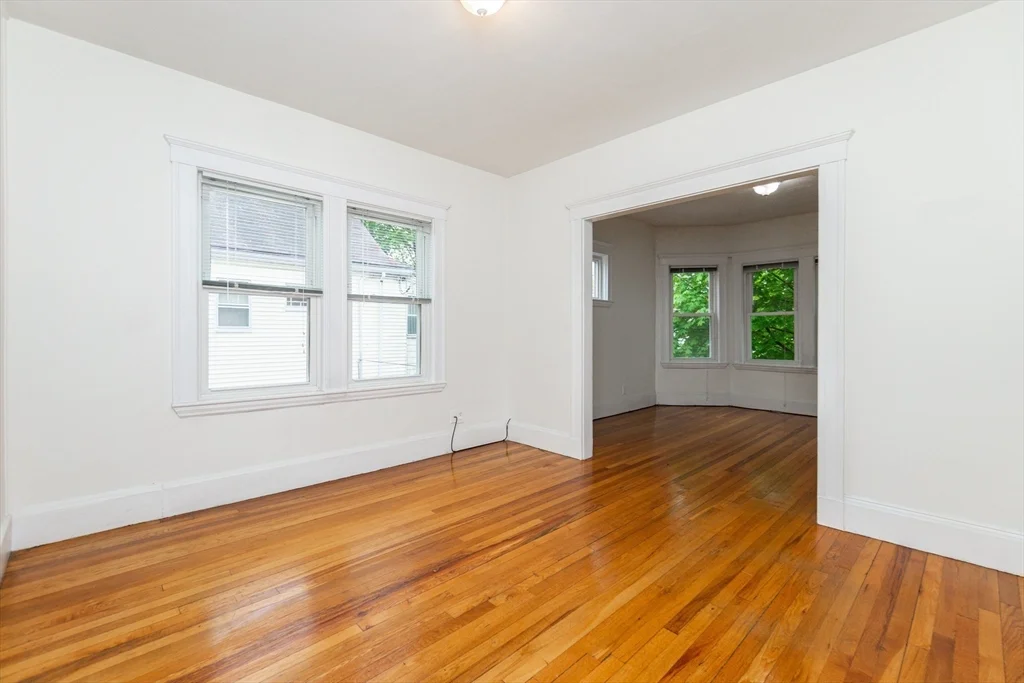 6 Putnam St, Watertown