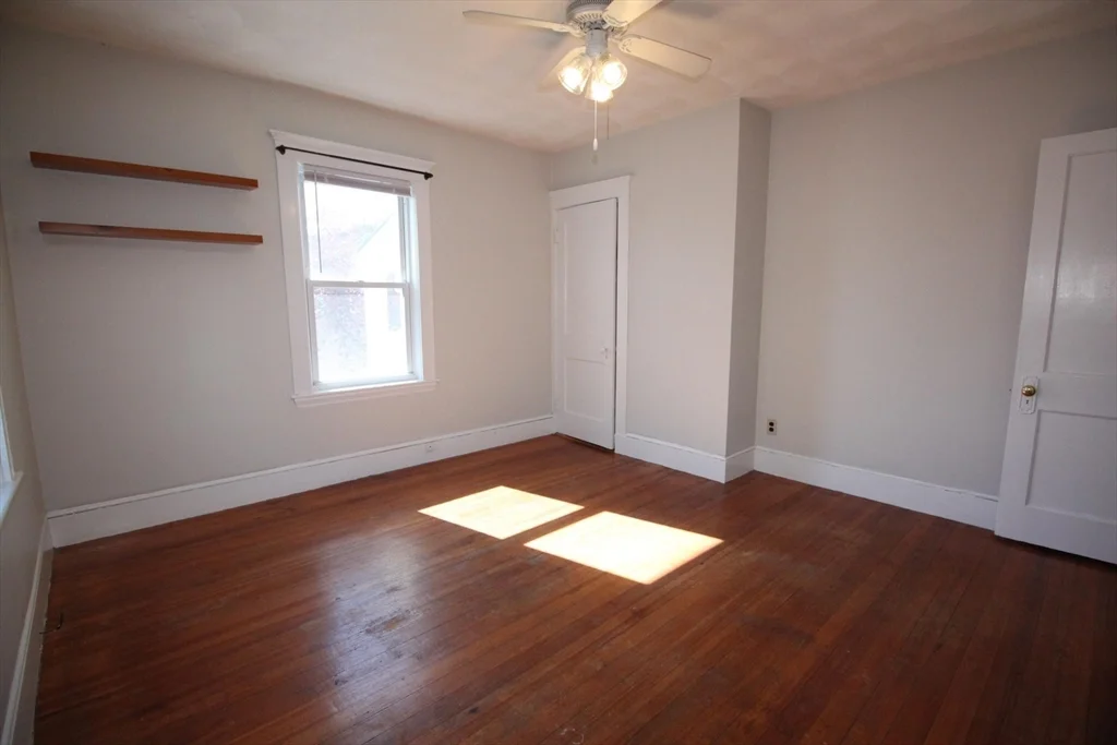 63 Foster St, Arlington
