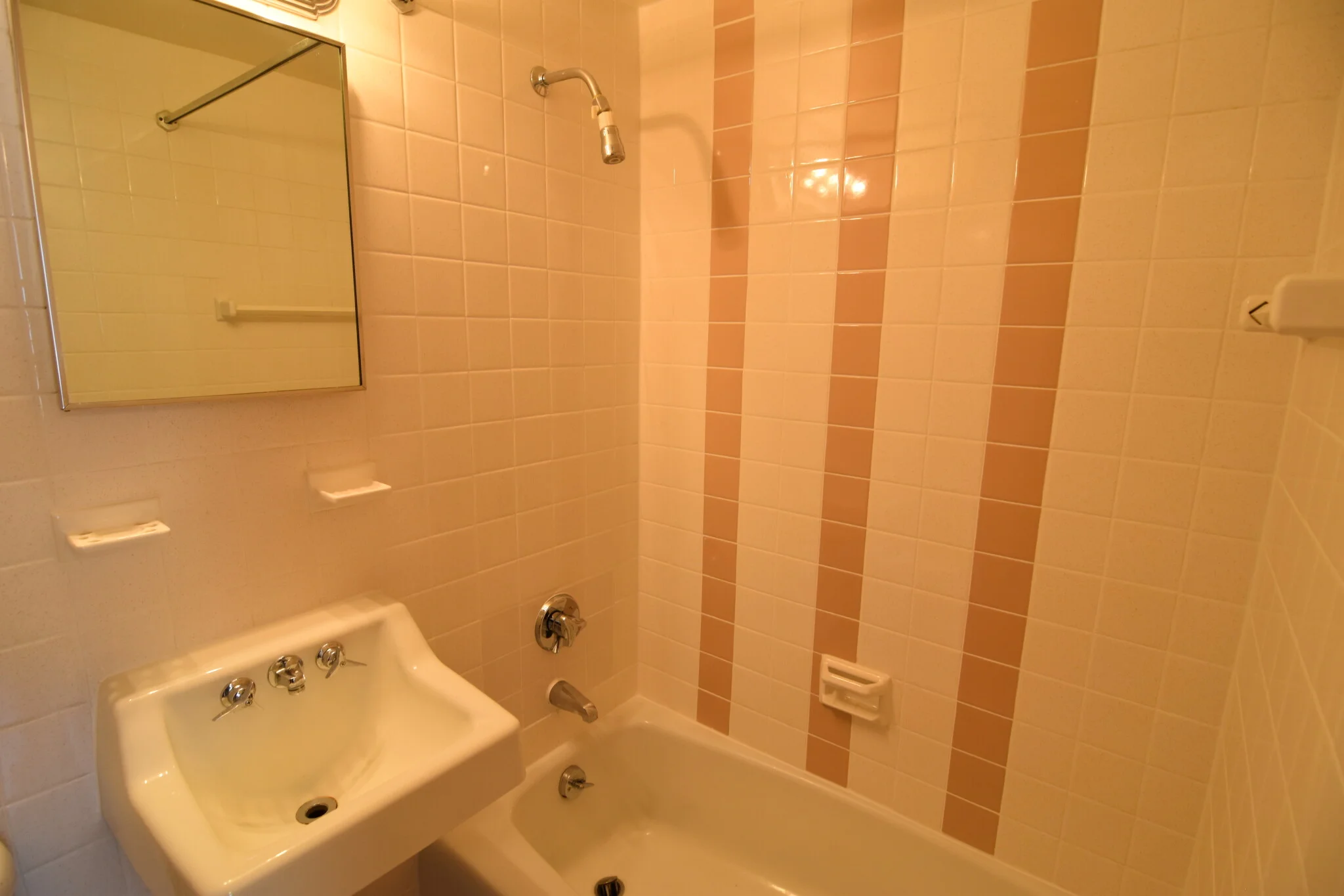 176 North Beacon St, Brighton