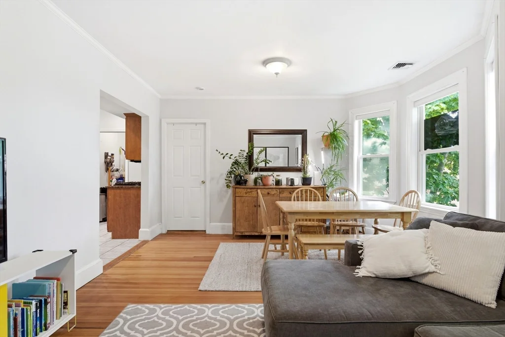 10 Ashmont Ct, Dorchester