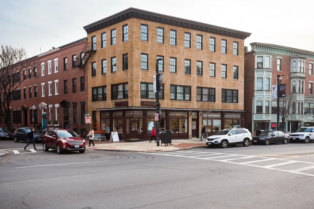 534 Tremont St, South End