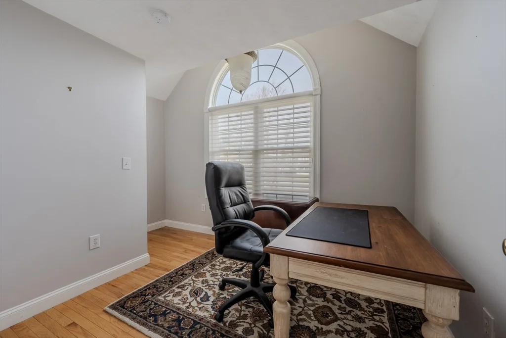 9 Kettle Way, Dracut