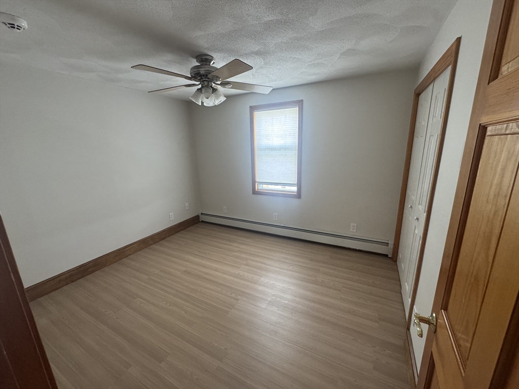 22 Glendale Ave, Everett