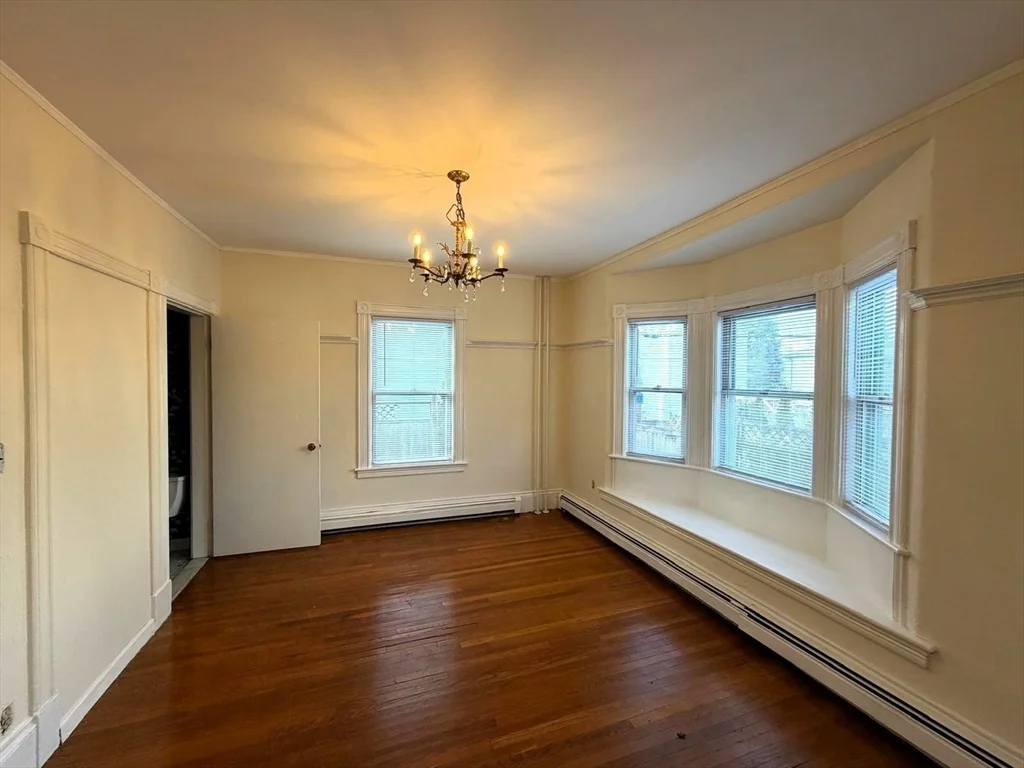 47 Lyman Ave, Medford