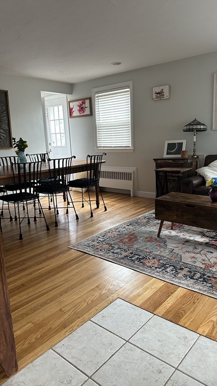 34 Brookline Ave Winter, Hull