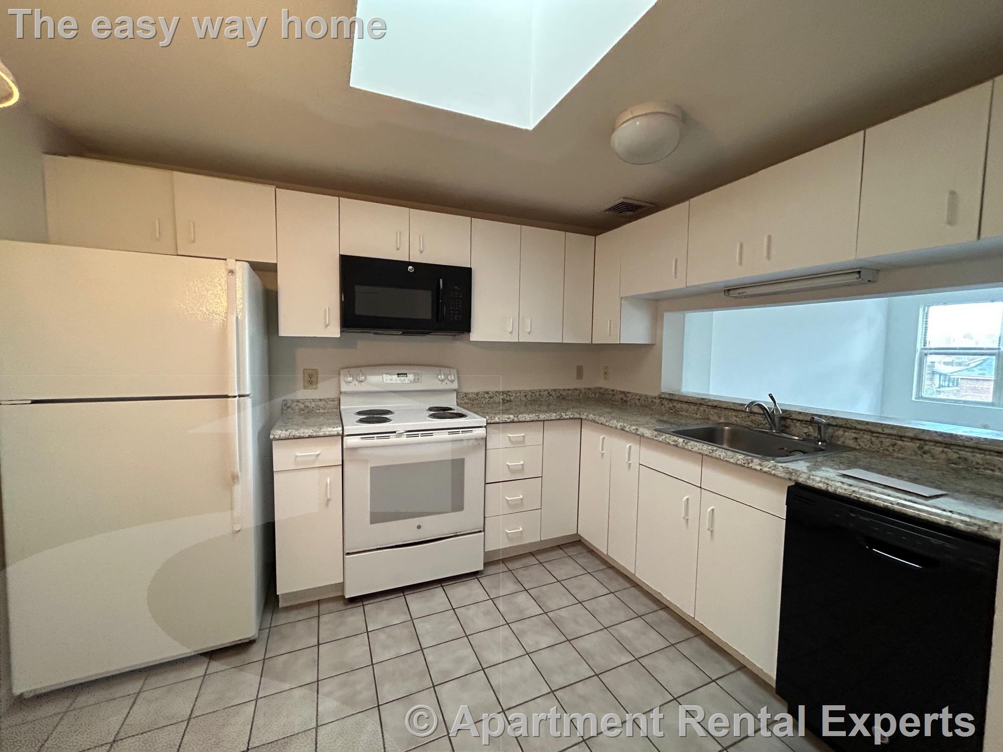 175 Beacon St, Ward Two