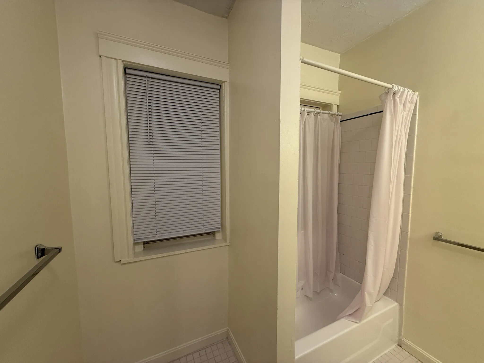 55 Queensberry St, Fenway