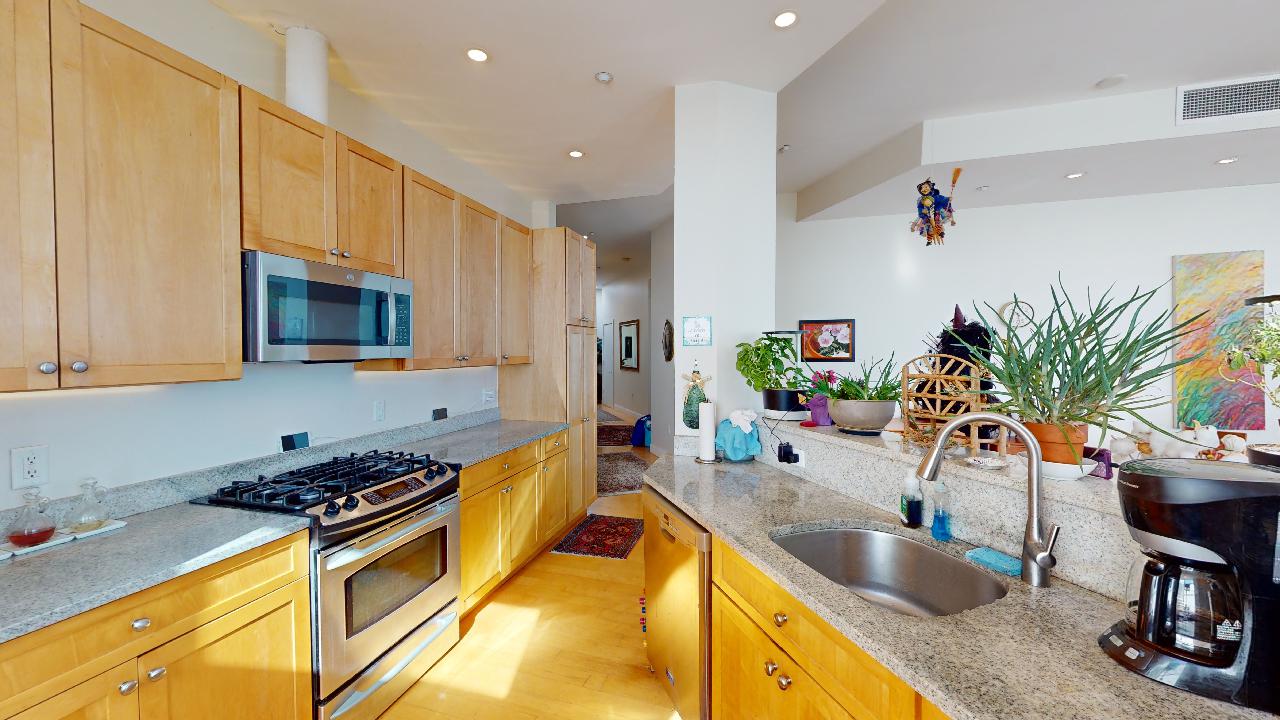 1 bed, 2 bath apartment for rent at 51 Lafayette St Unit 604, New Salem — photo 2 of 10