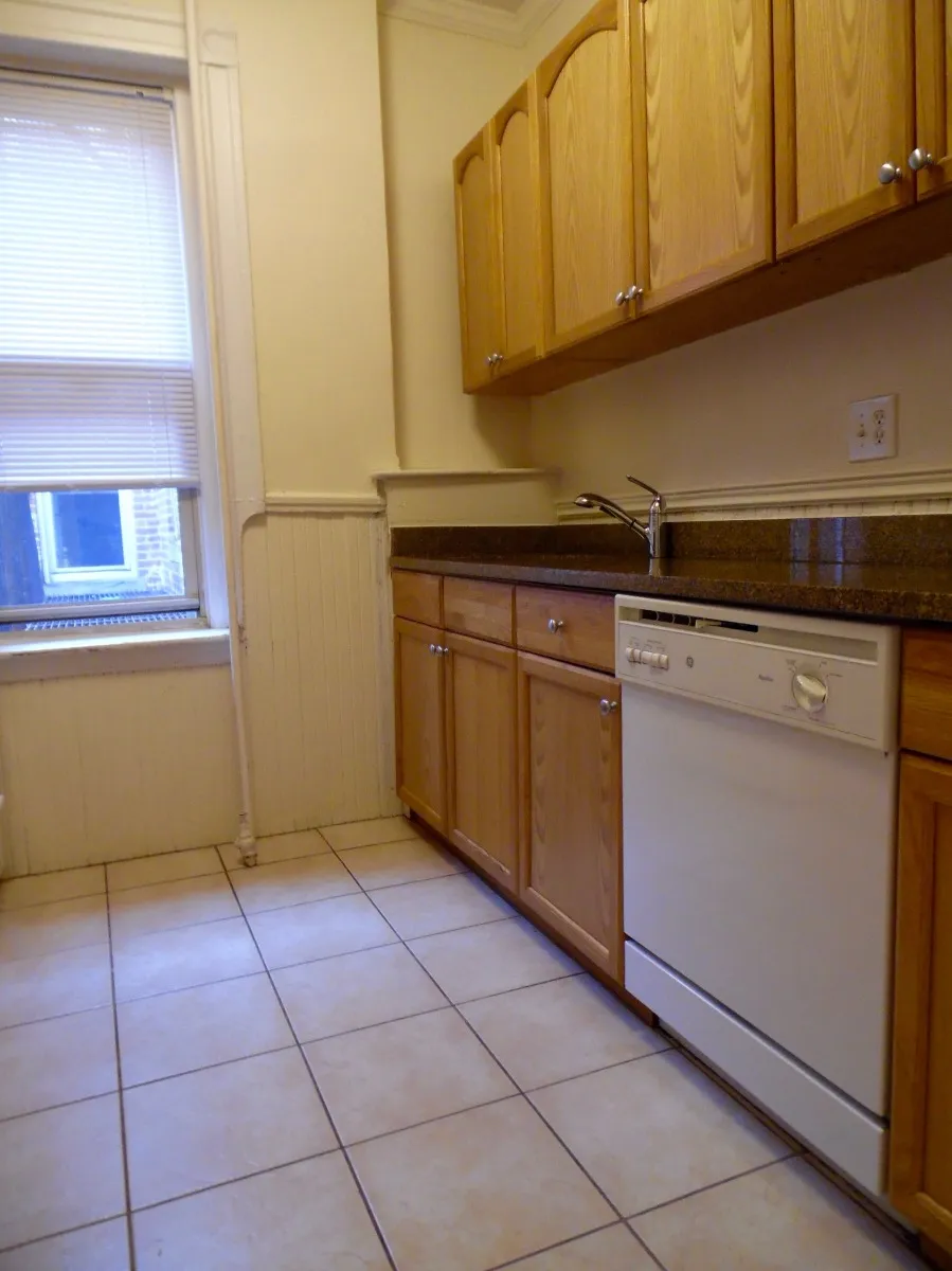 29 Queensberry St, Fenway