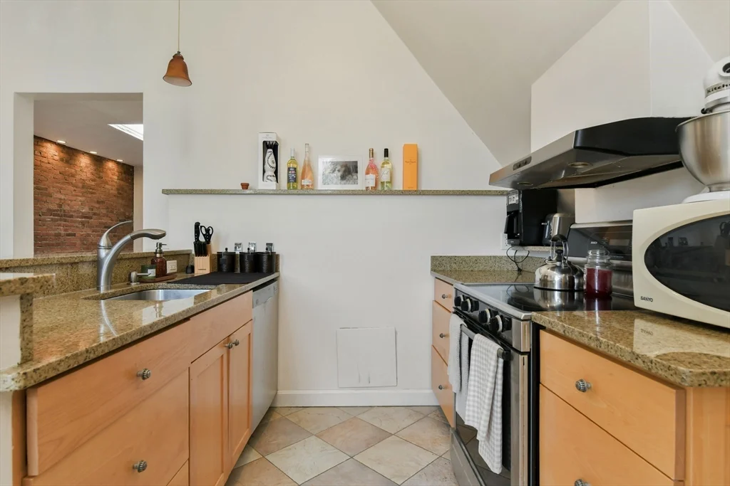 1798 Beacon St, Brookline