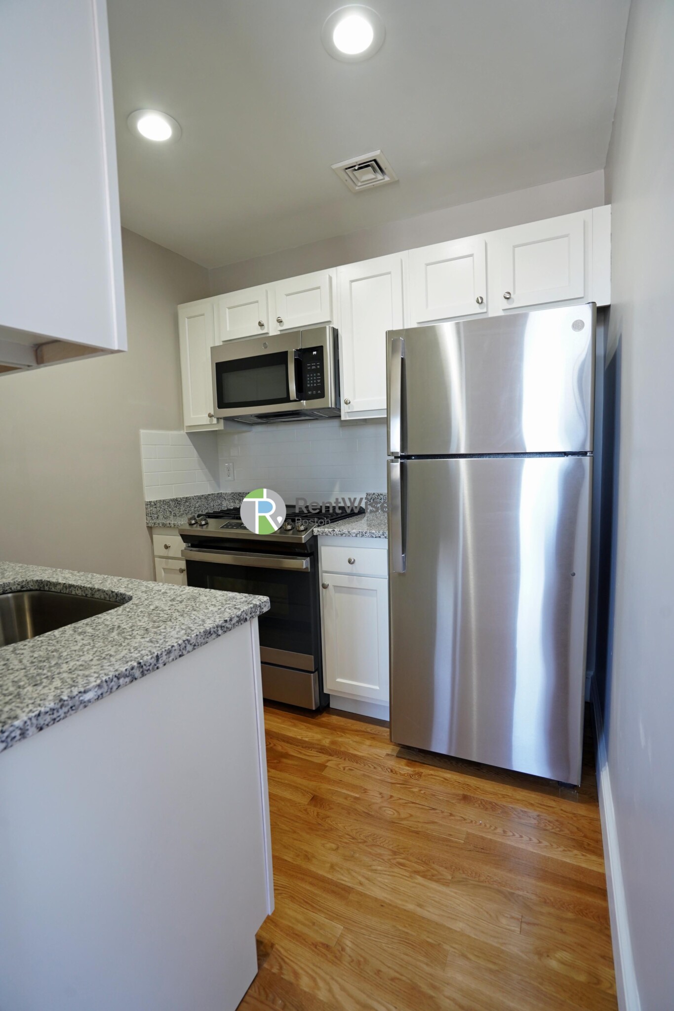 365 Washington St, Brighton