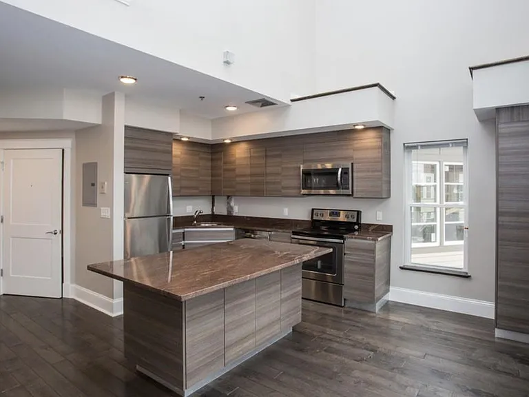 60 Howard St, Watertown