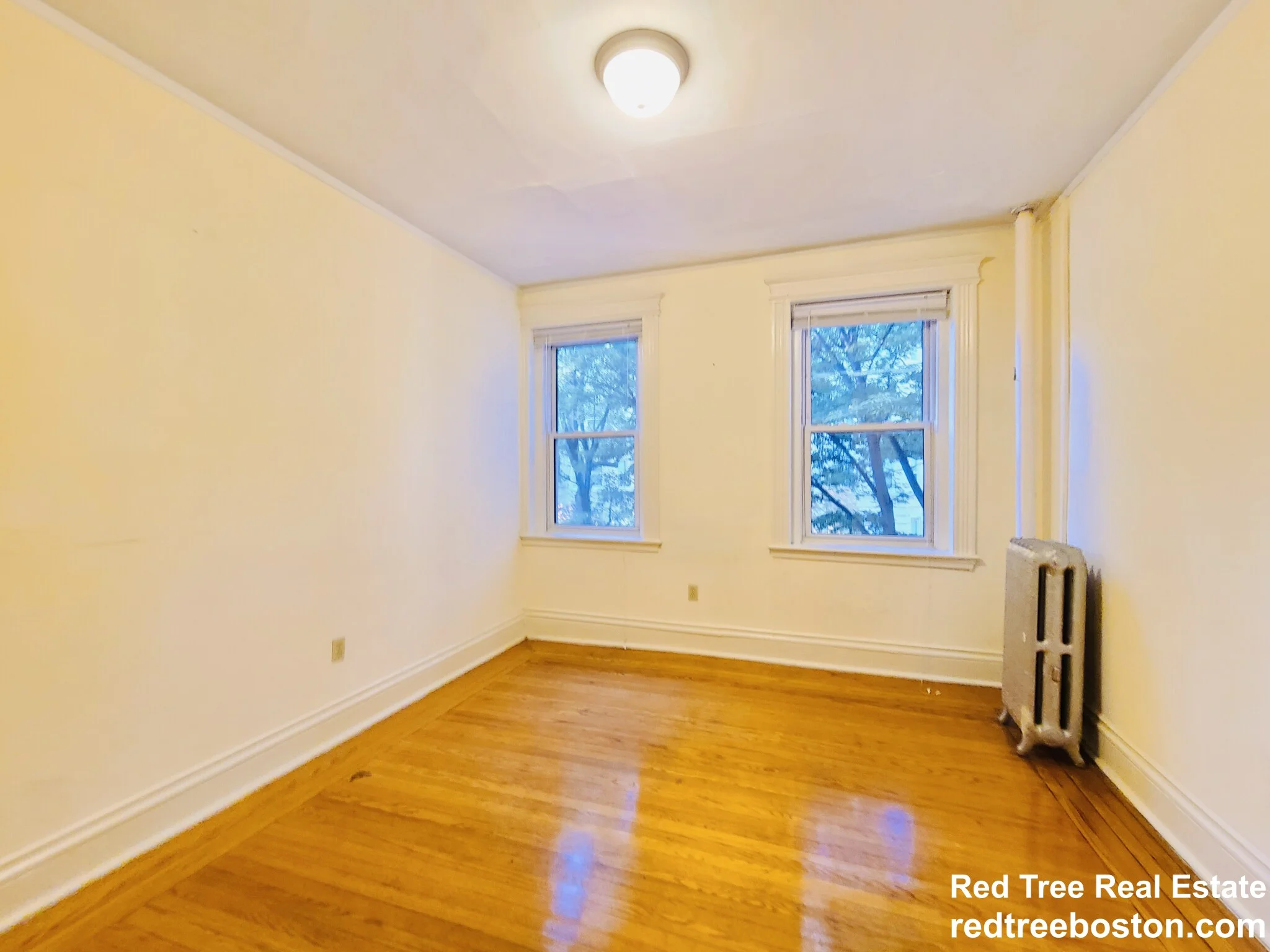 124 Peterborough St, Fenway