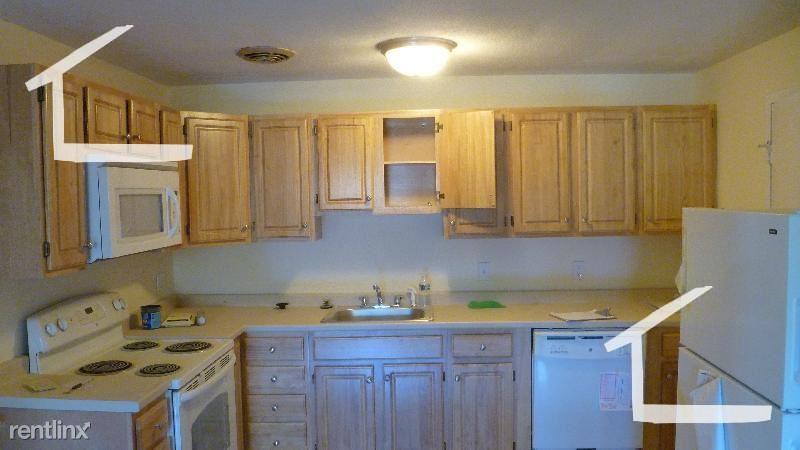 2 bed, 1 bath apartment for rent at 110 Babcock St Unit 38A, Coolidge Corner — photo 1 of 8