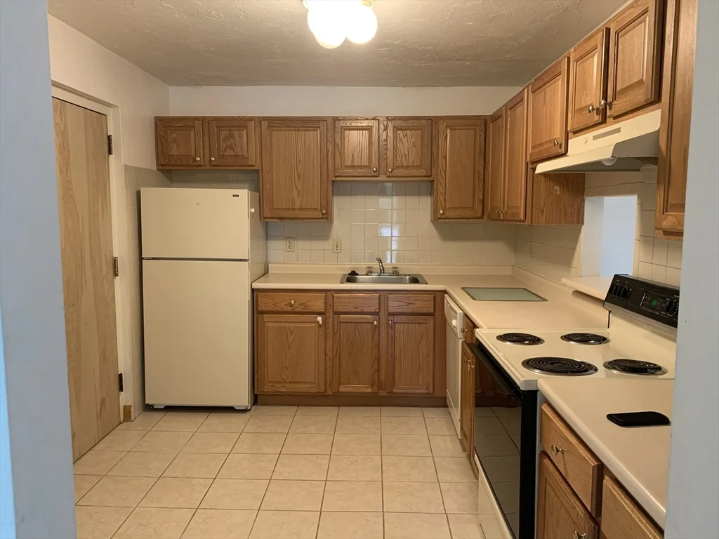 2360 Commonwealth Ave, Newton