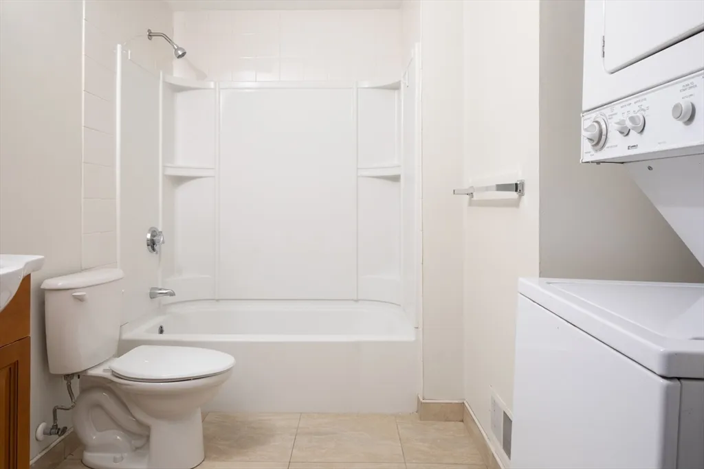 45 Chelsea St, East Boston