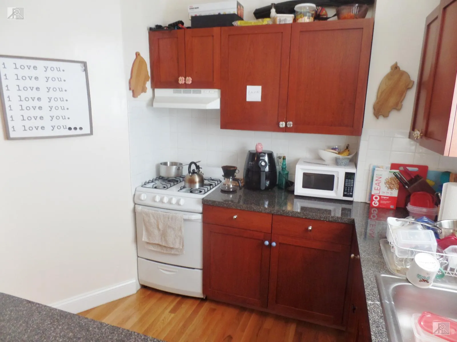 4 Park Vale Ave, Allston
