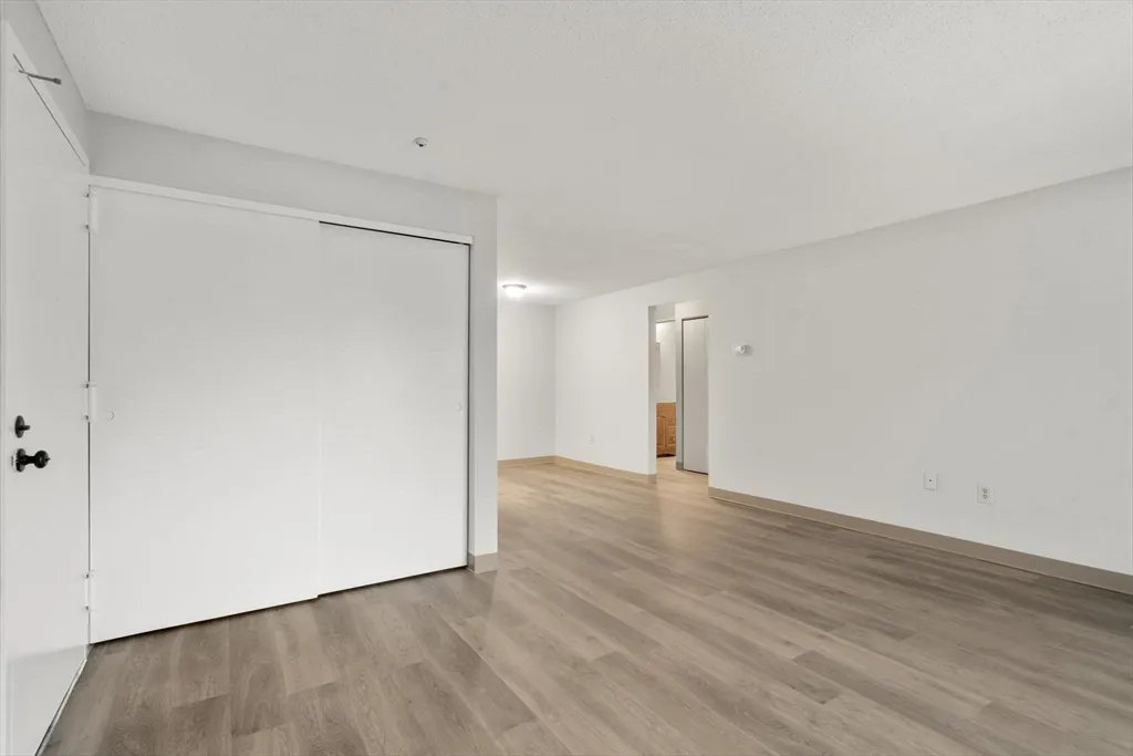 11 Silver Hill Ln, Natick