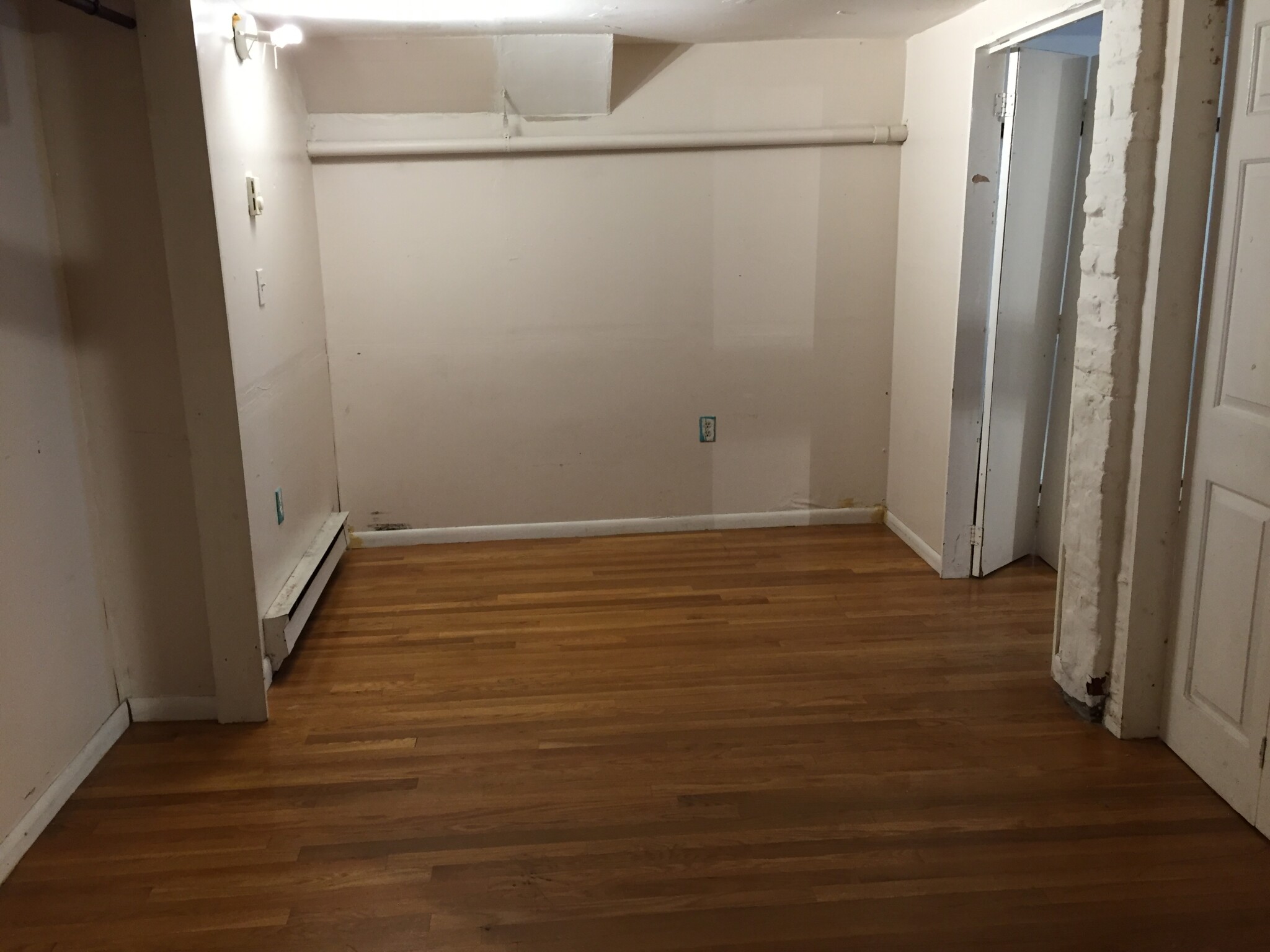 686 Parker St, Mission Hill