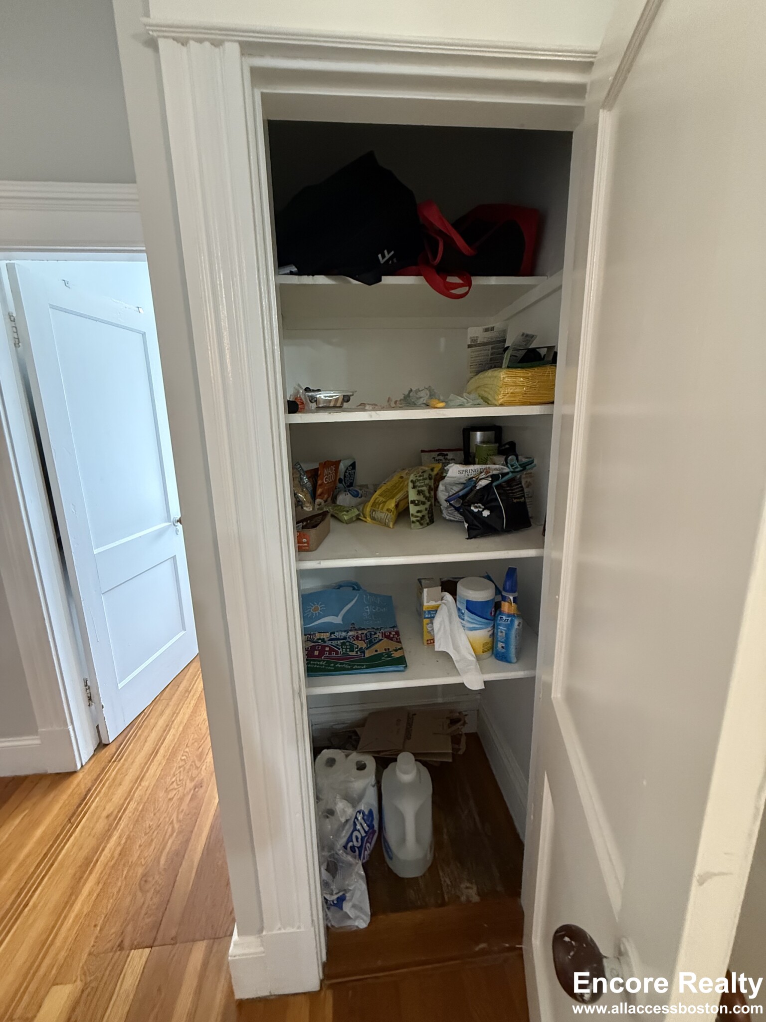 175 Harvard St, Coolidge Corner