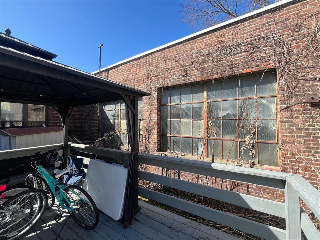 53 Bow, Union Square